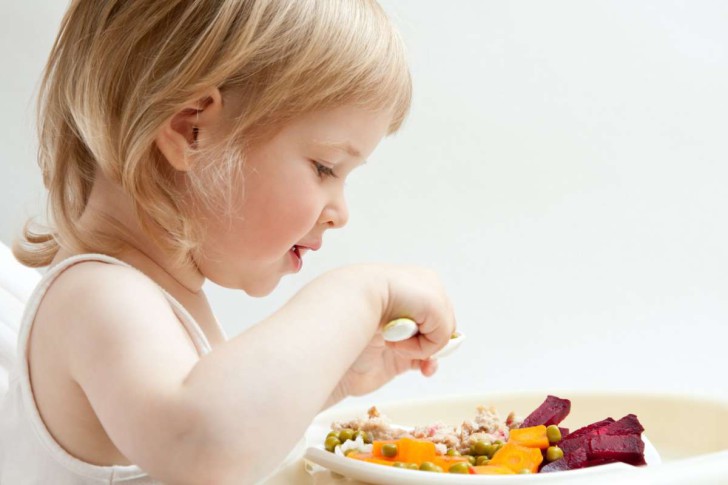 Что можно кушать ребенку после пищевого отравления: основные принципы диеты и примерное меню