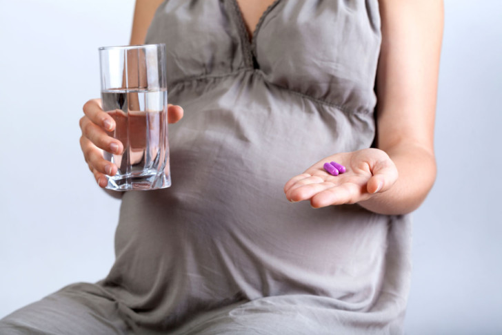 Правильная схема и последствия отмены Метипреда во время беременности, показания к прекращению приема